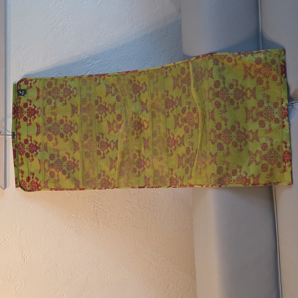 Homz Hanging Wrapping Paper, Gift Bag And Tag Storage NWOT